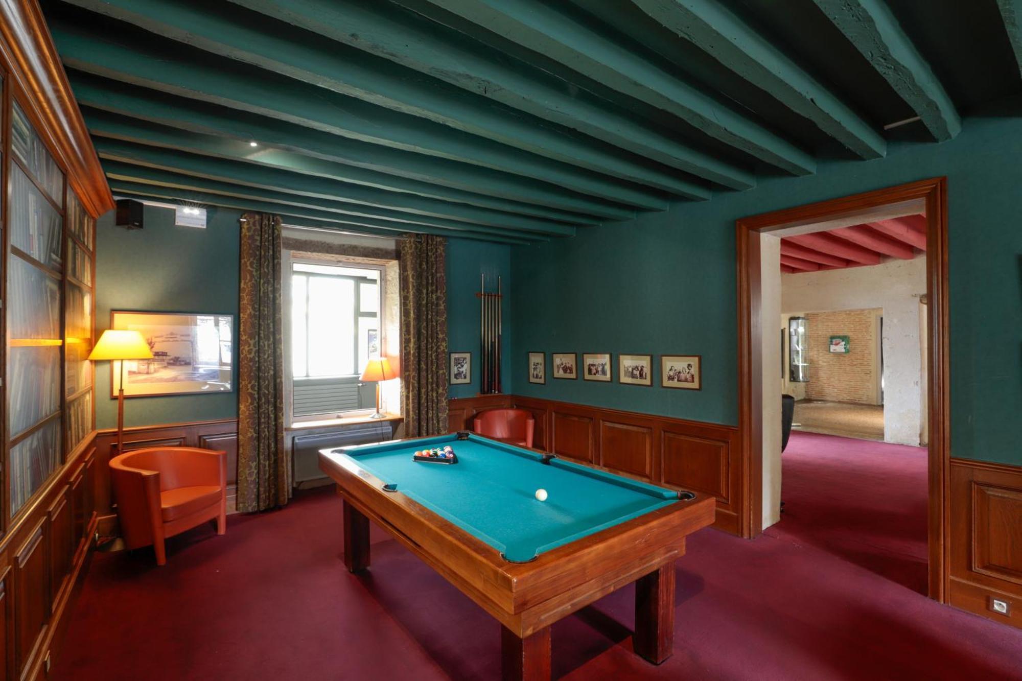 Hotel Le Paddock Magny-Cours Εξωτερικό φωτογραφία